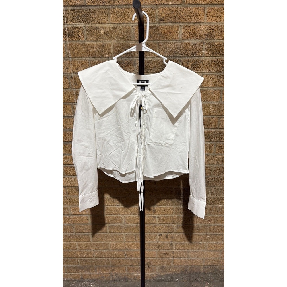 Future Collective Women White V-Neck Tie-Front Sailor Collar Blouse Top Small